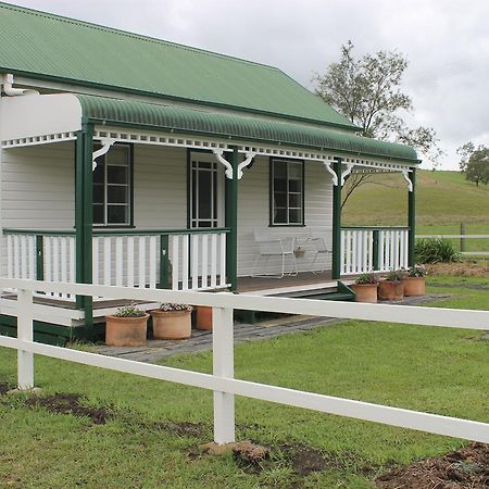 The Dollhouse Cottage Horseshoe Creek 外观 照片