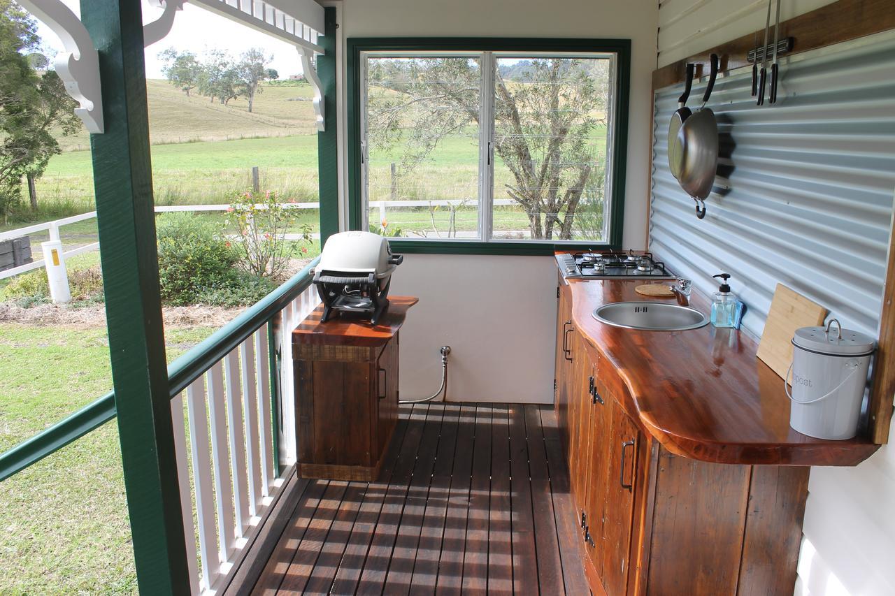 The Dollhouse Cottage Horseshoe Creek 外观 照片