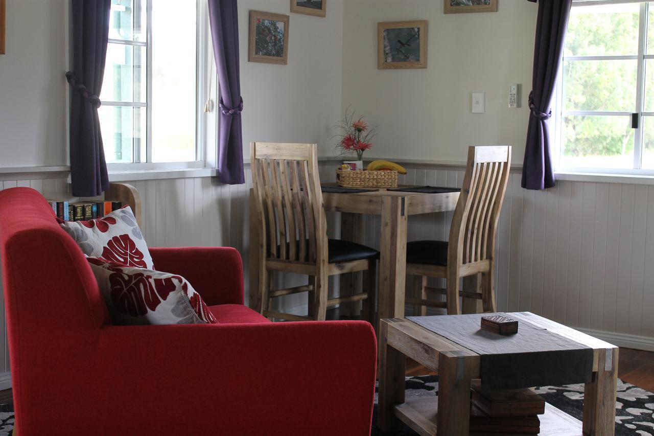 The Dollhouse Cottage Horseshoe Creek 外观 照片