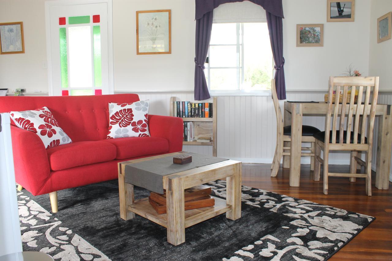 The Dollhouse Cottage Horseshoe Creek 外观 照片